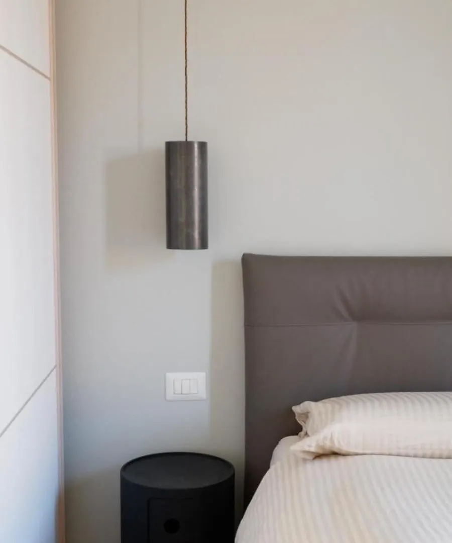 Cozy Renovated Comfort Apartment In Isola Μιλάνο